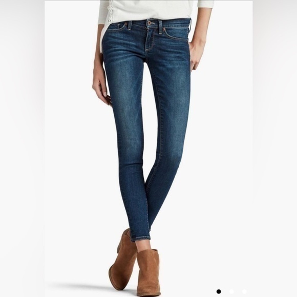 Lucky Charlie Skinny Medium wash no holes stretch Jeans size 24